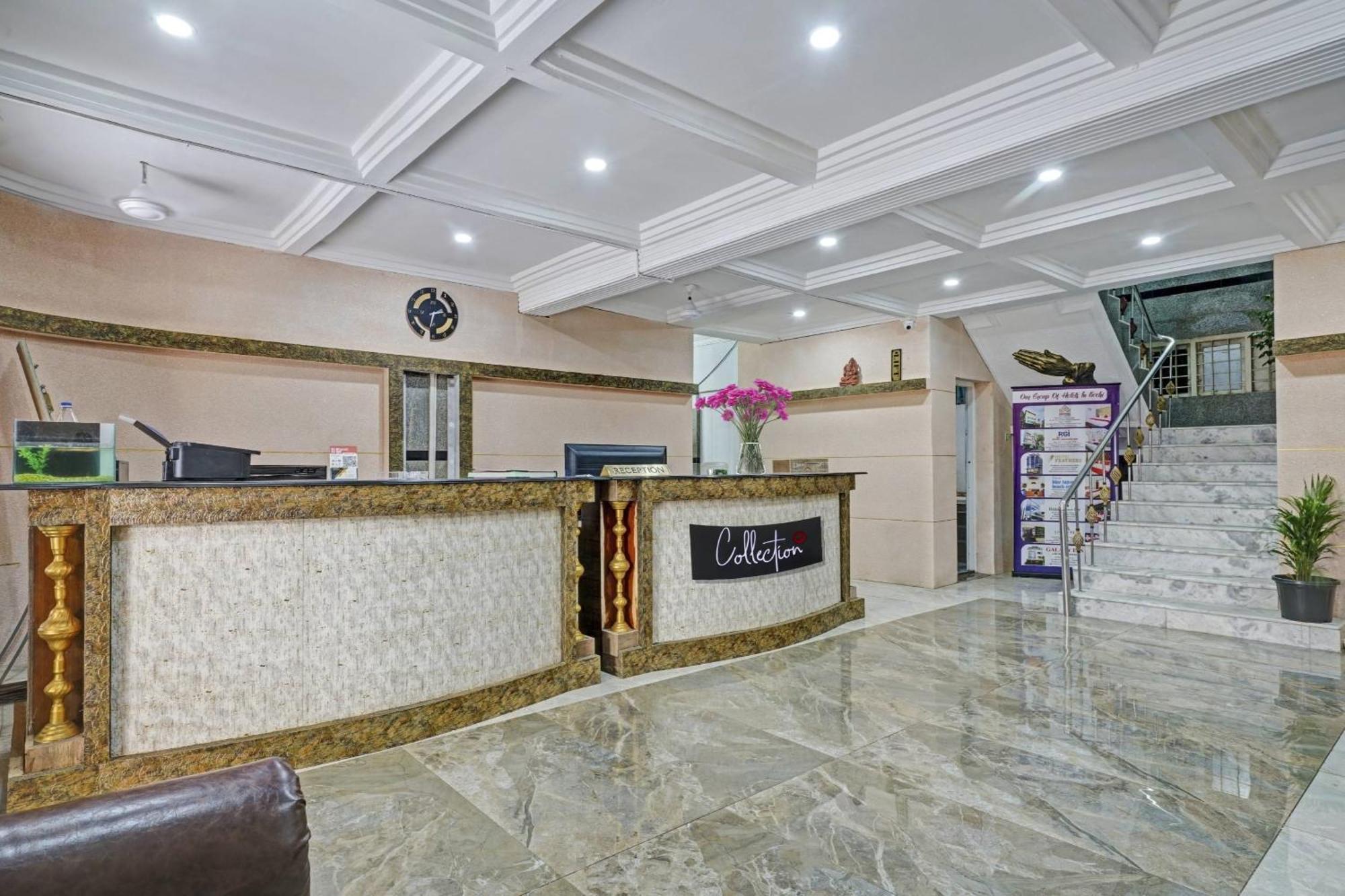 Готель Capital O Rayan Plaza Kochi Екстер'єр фото